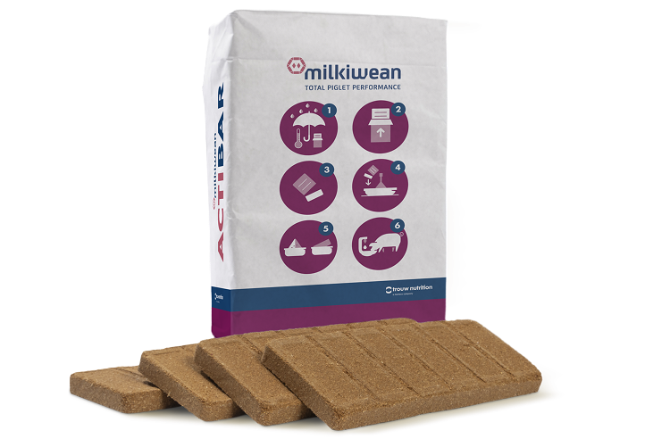 Milkiwean ActiBar package and bars laying in front